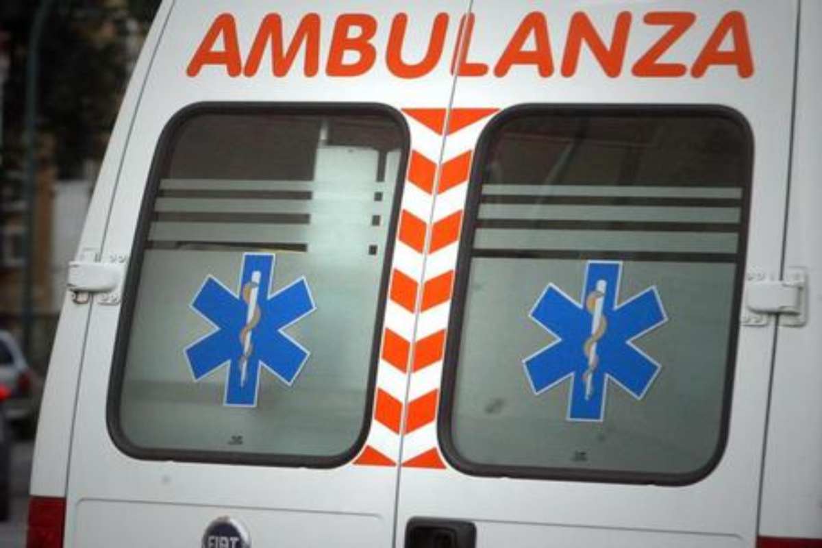 Un'ambulanza in servizio