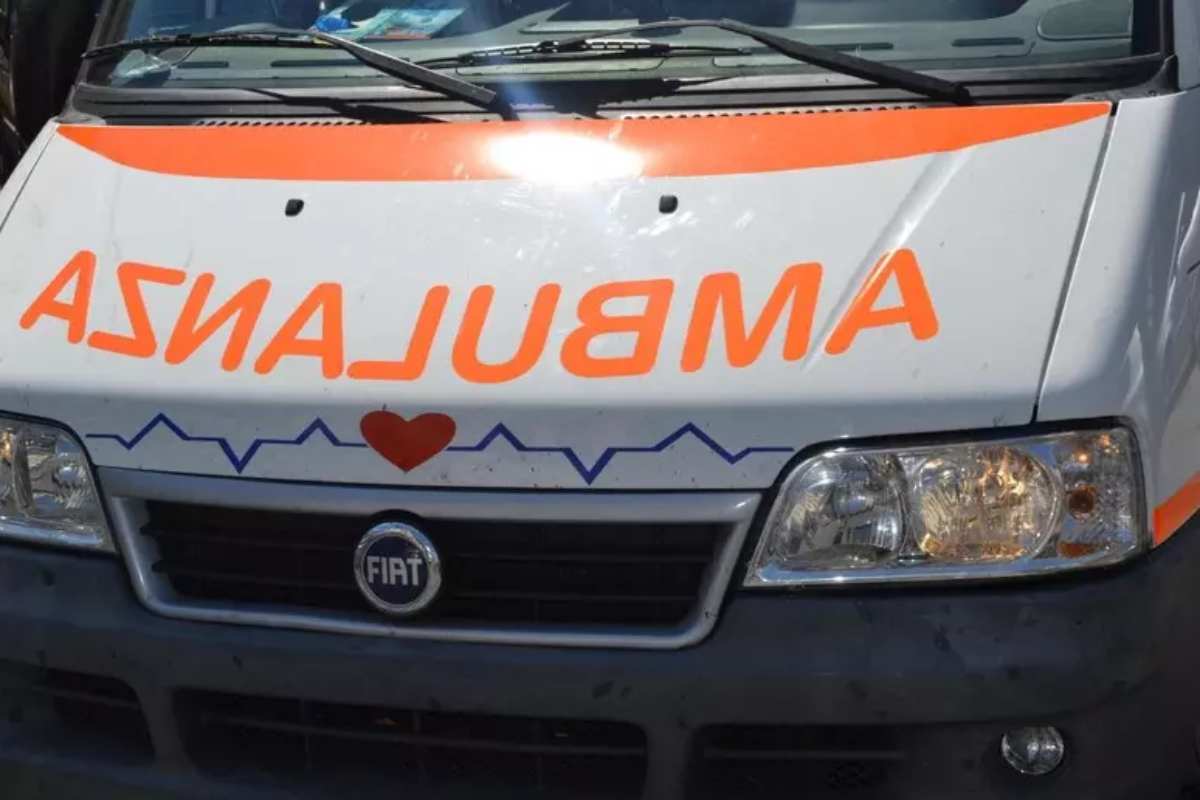 Un'ambulanza