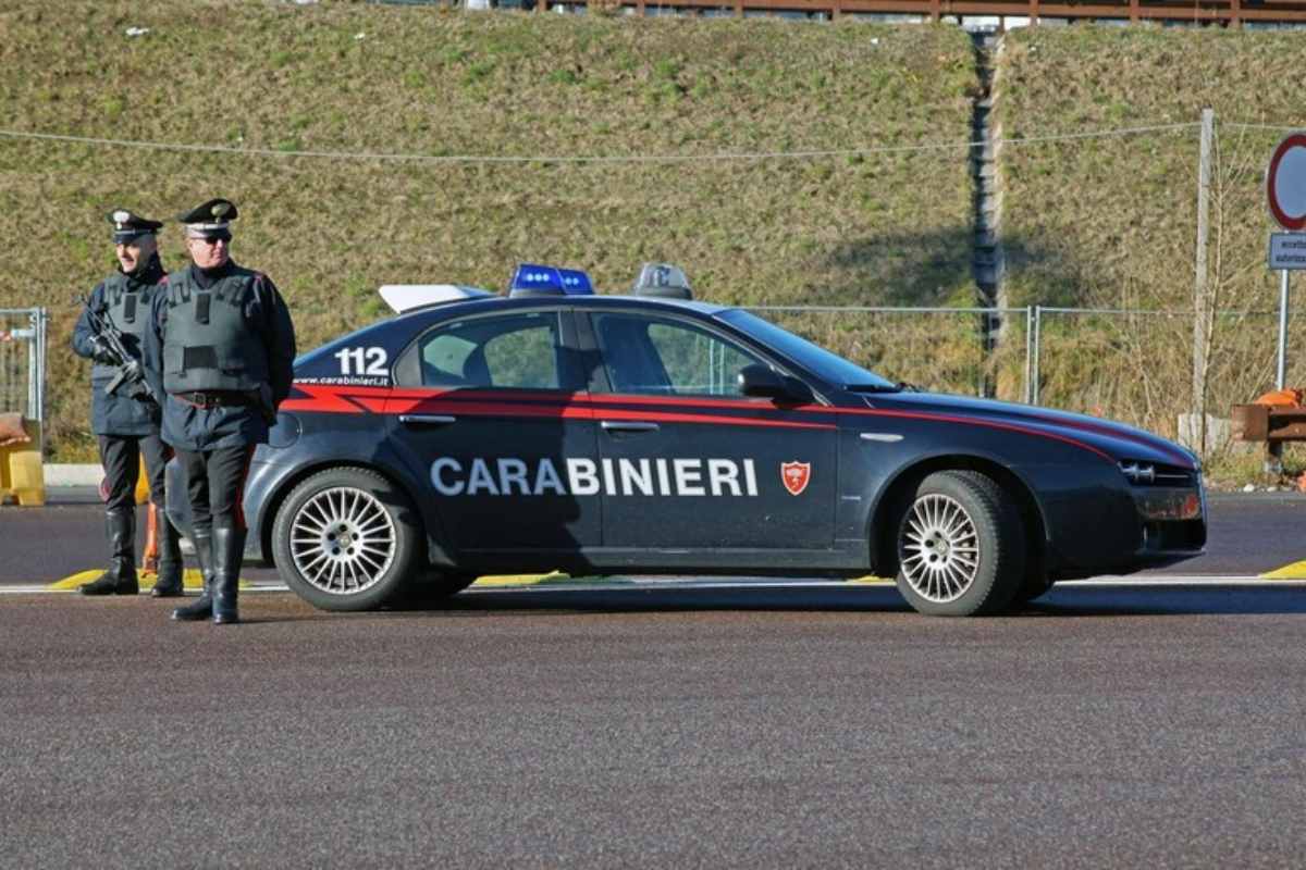 posto di blocco carabinieri 