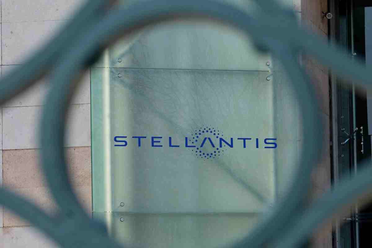 Il logo di Stellantis