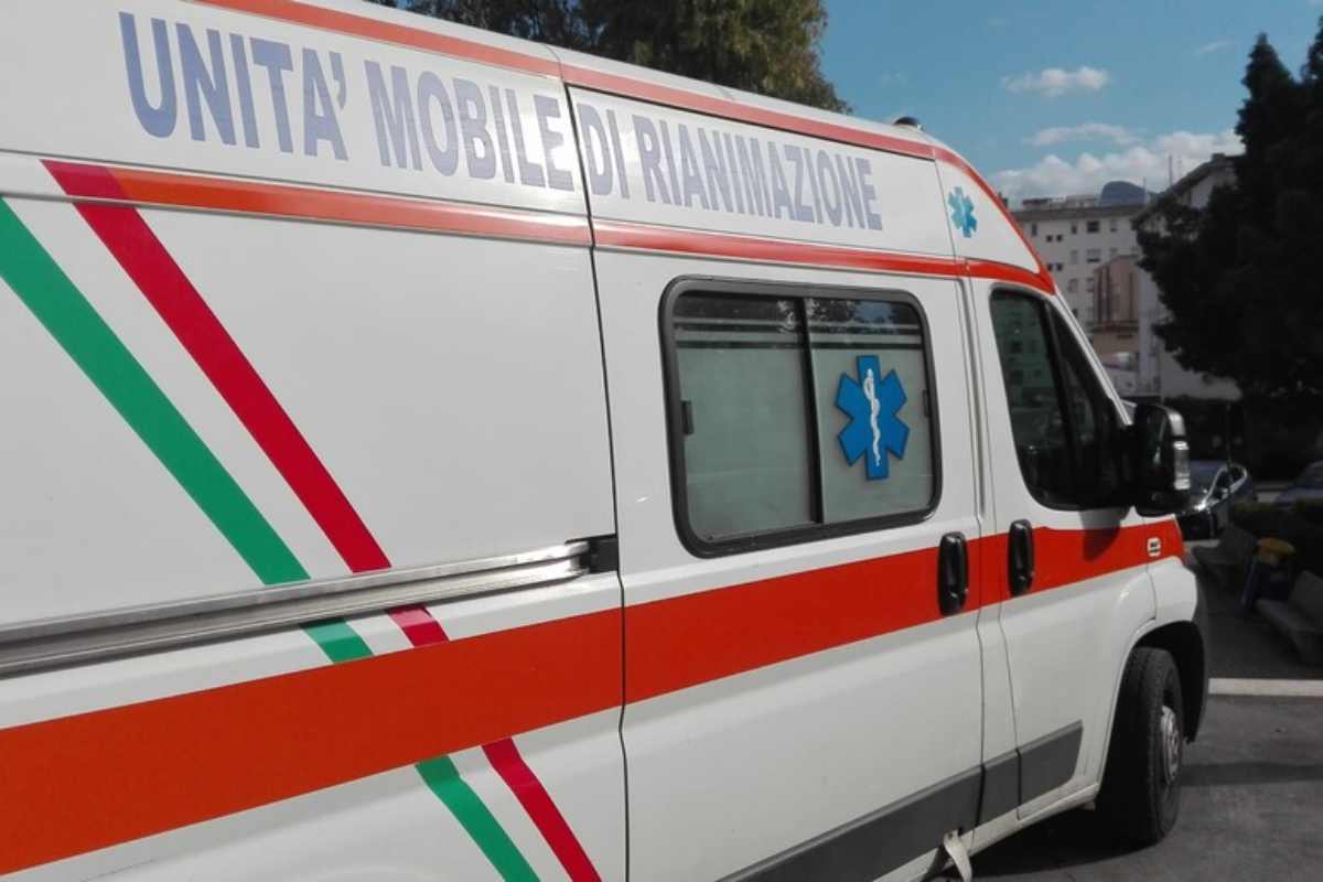 Un'ambulanza in servizio