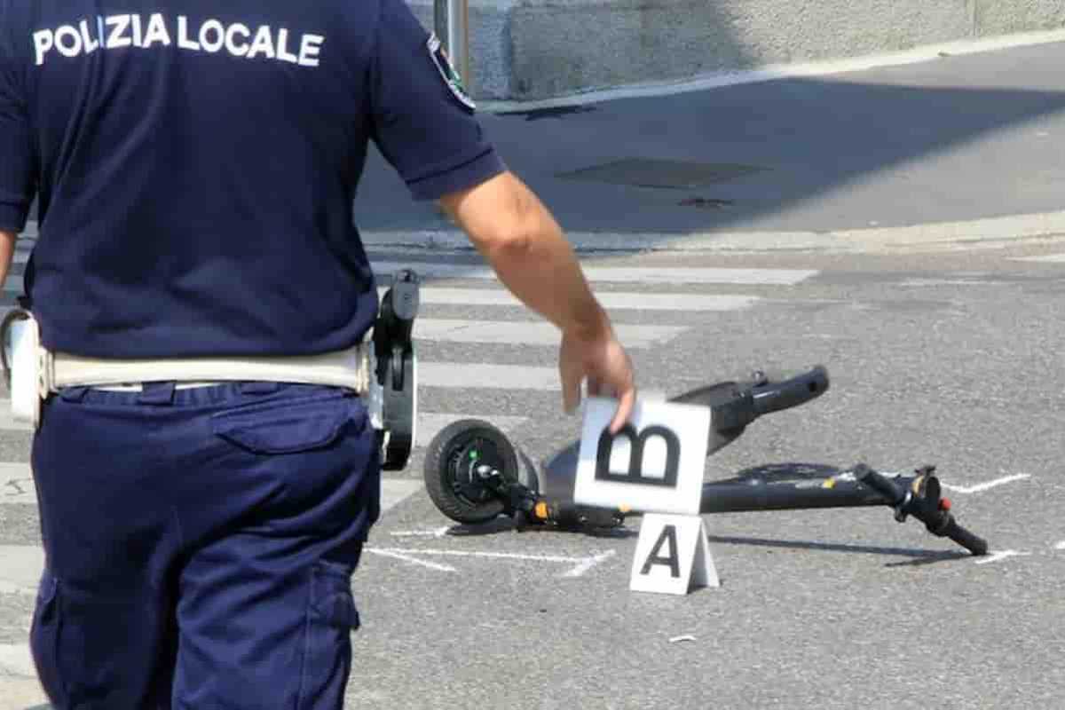 monopattino incidente