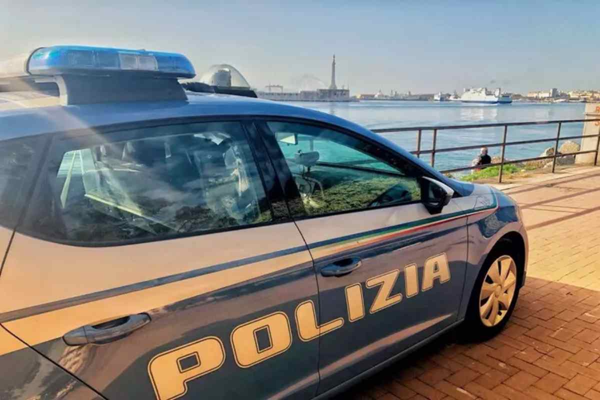 Una pattuglia di Polizia in servizio a Messina 