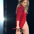 Bleona Qereti, JLo… agli American Music Awards FOTO non vince la sobrietà