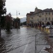 Maltempo al Nord: esonda Lago Maggiore. Galletti: "Condoni tentato omicidio"03