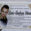 Andrea Loris Stival, diretta funerali: la corona della mamma, la folla, FOTO