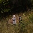 VIDEO YouTube, mascherati e armati fissano persone nel parco: paura ad Auckland 03