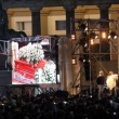 Pino Daniele, funerali Napoli: folla canta in piazza Plebiscito6