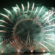Capodanno, fuochi d'artificio salutano il 2015: foto e video dal mondo12