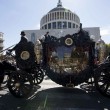 Casamonica funerale sfacciato: cavalli, Padrino, Rolls Royce5