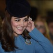 VIDEO YOUTUBE Kate Middleton in divisa militare visita Raf