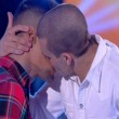 Amici, il bacio tra Gabriele Esposito e un ballerino