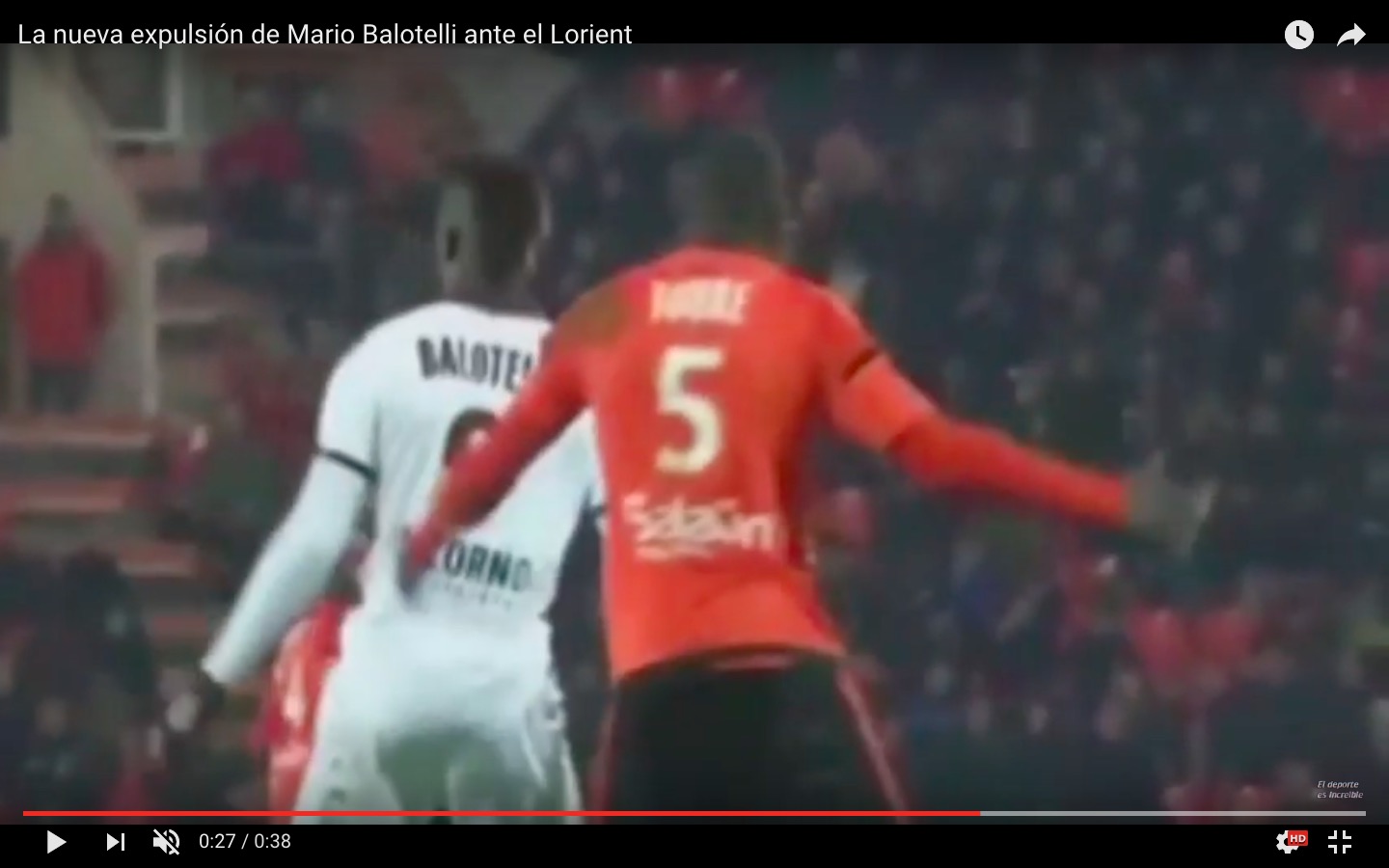 YouTube, Mario Balotelli espulso per 'vaffa' ad arbitro