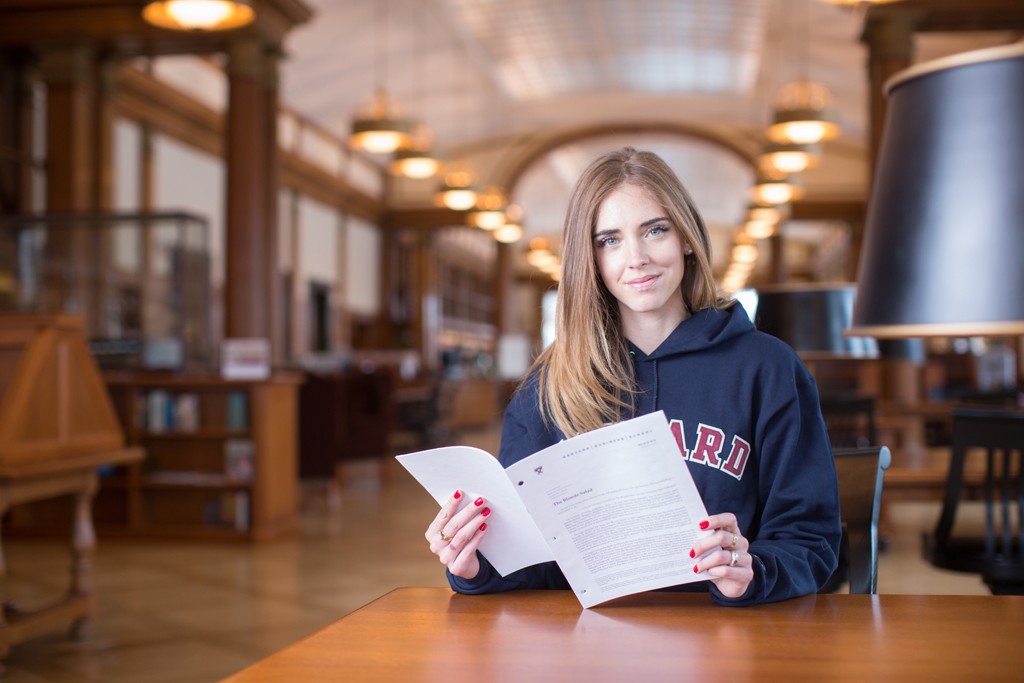 Chiara Ferragni professoressa ad Harvard: la blogger sale in cattedra