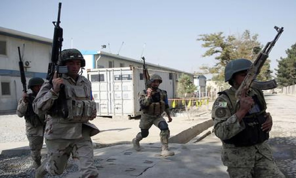 Kabul, bombe contro un funerale: almeno 18 morti. Illeso il premier