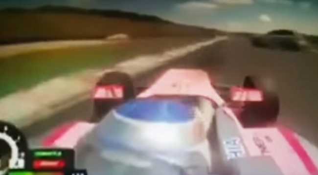 YOUTUBE Formula 4: suv attraversa la pista durante la gara, ecco cosa fa la pilota