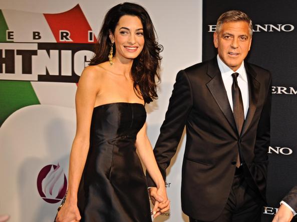 Amal e George Clooney, mossa politica: donano 1 mln ad una ong anti-razzismo