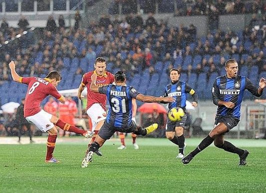 Calciomercato Roma, Erik Lamela potrebbe tornare prestito