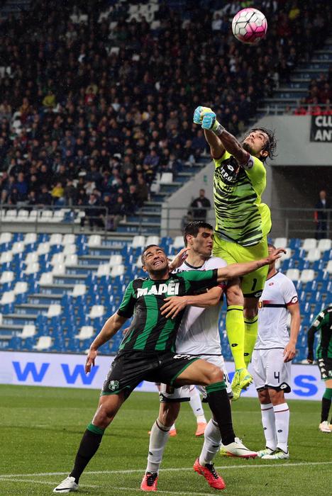 Calciomercato Juventus: in arrivo Perin, Douglas Costa e Benatia partenza