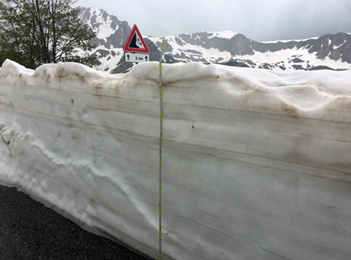 Terminillo, 2 metri di neve sopra i 1900 metri. A maggio FOTO