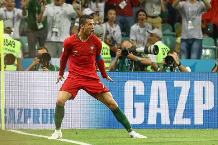 Portogallo-Spagna 3-3, Cristiano Ronaldo tripletta da Pallone d'Oro