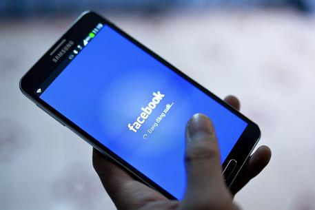 Facebook chiede alle banche i dati dei loro clienti. Privacy a rischio?