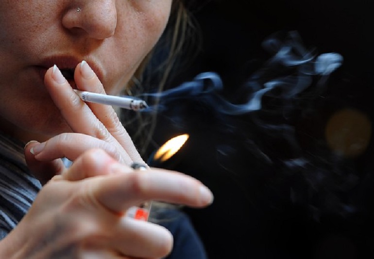 Manovra, aumentano le tasse sulle sigarette (foto Ansa)
