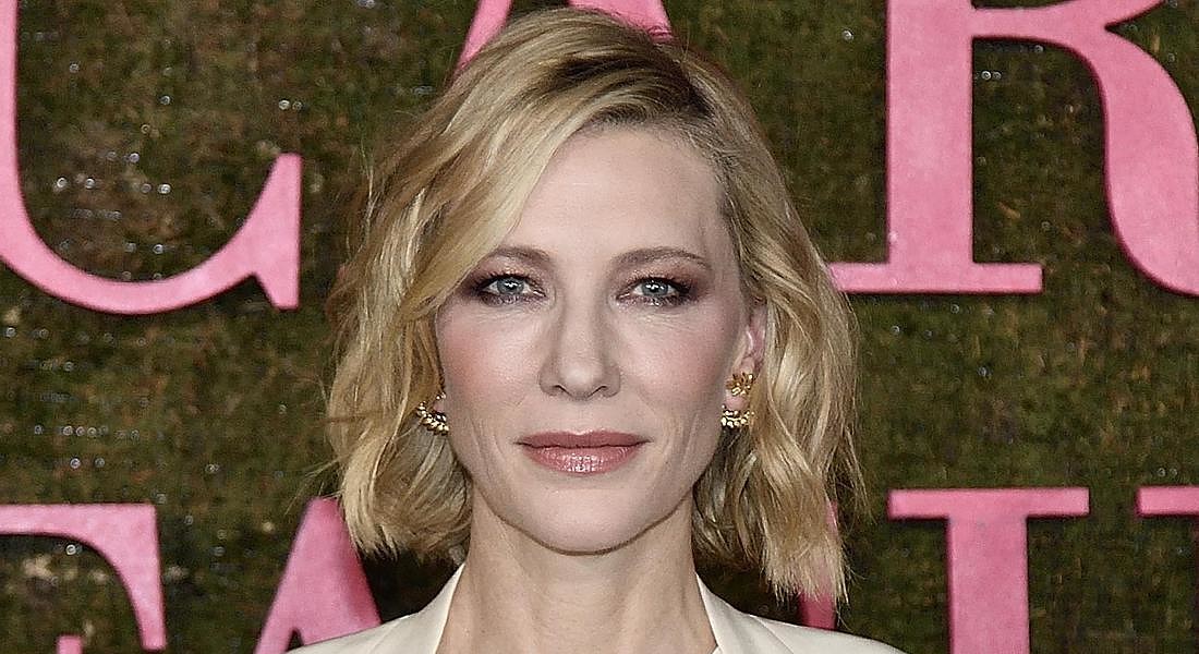 Penis facial, il segreto di bellezza di Cate Blanchett e Sandra Bullock