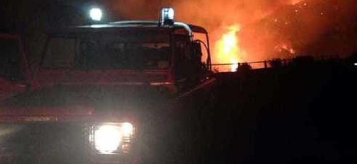 A12. In fiamme l'oleodotto lungo la Roma-Civitavecchia: chiusa l'autostrada