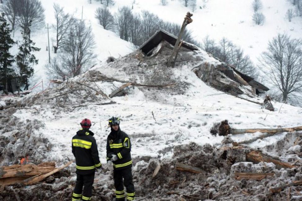 Rigopiano: 7 indagati, anche ex prefetto di Pescara. "Sparita una telefonata dal brogliaccio"