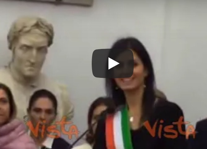 Roma, Virginia Raggi presenta 500 nuovi vigili VIDEO