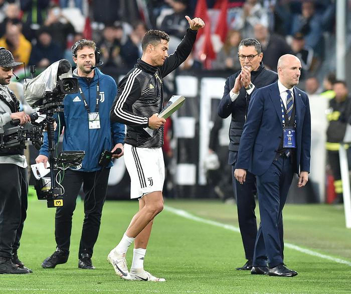 Cristiano Ronaldo miglior calciatore della Serie A, la premiazione allo Stadium
