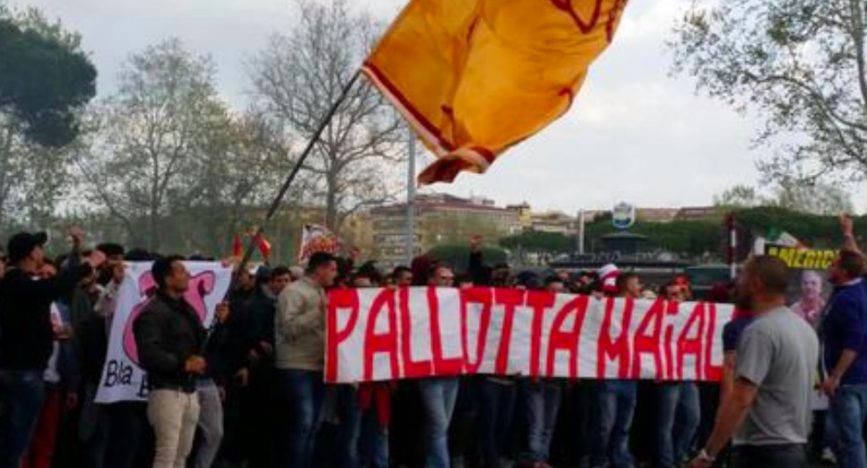 Roma, striscioni contro Pallotta in tutto il mondo: anche a Parigi e Copenaghen