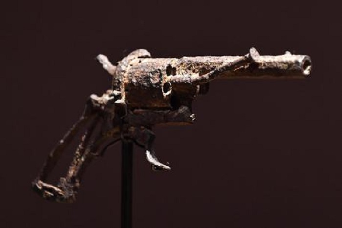 Van Gogh, venduta all'asta per 162 mila euro la pistola con cui si uccise