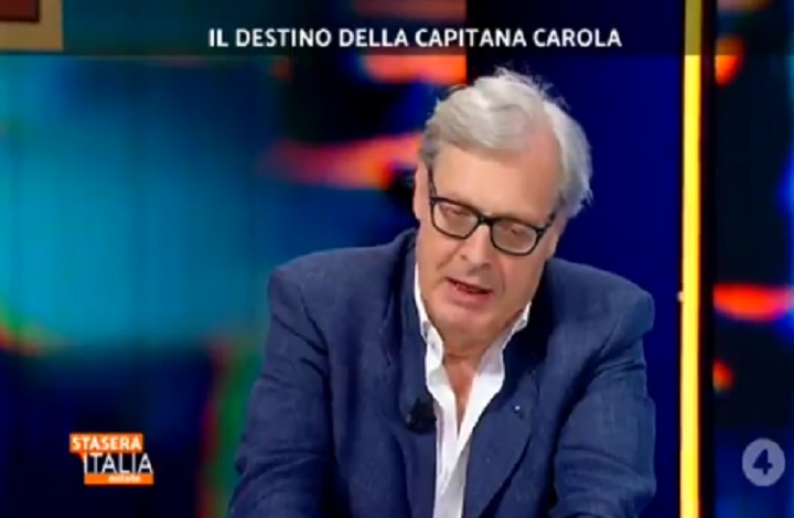Stasera Italia, Vittorio Sgarbi: "Carola Rackete? A favore di una umanità debole"
