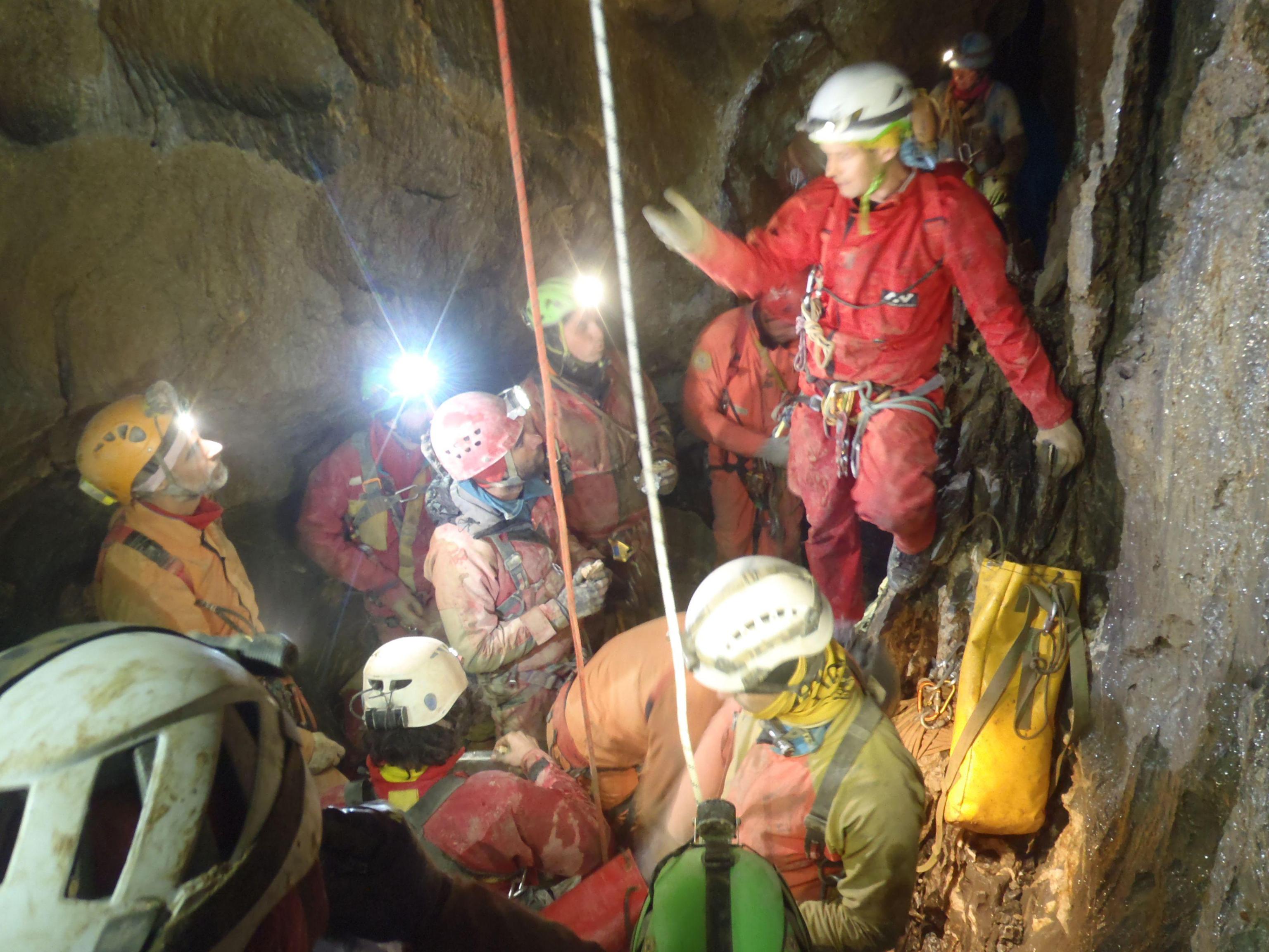 Speleologo grotta Fiat Lux