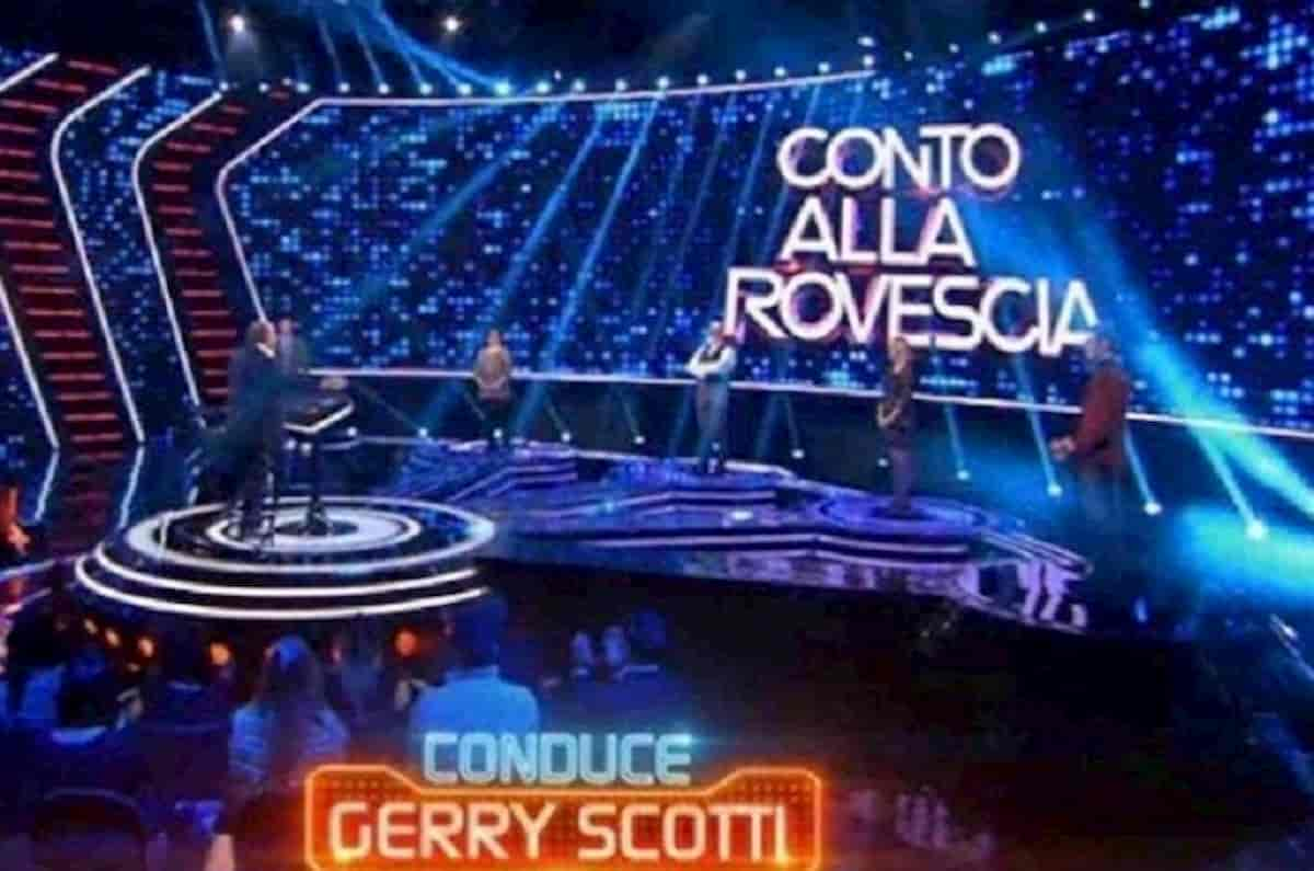 Conto alla Rovescia, Gerry Scotti risponde a chi lo accusa di parlare troppo e di far perdere tempo ai concorrenti: "Anche per me..."