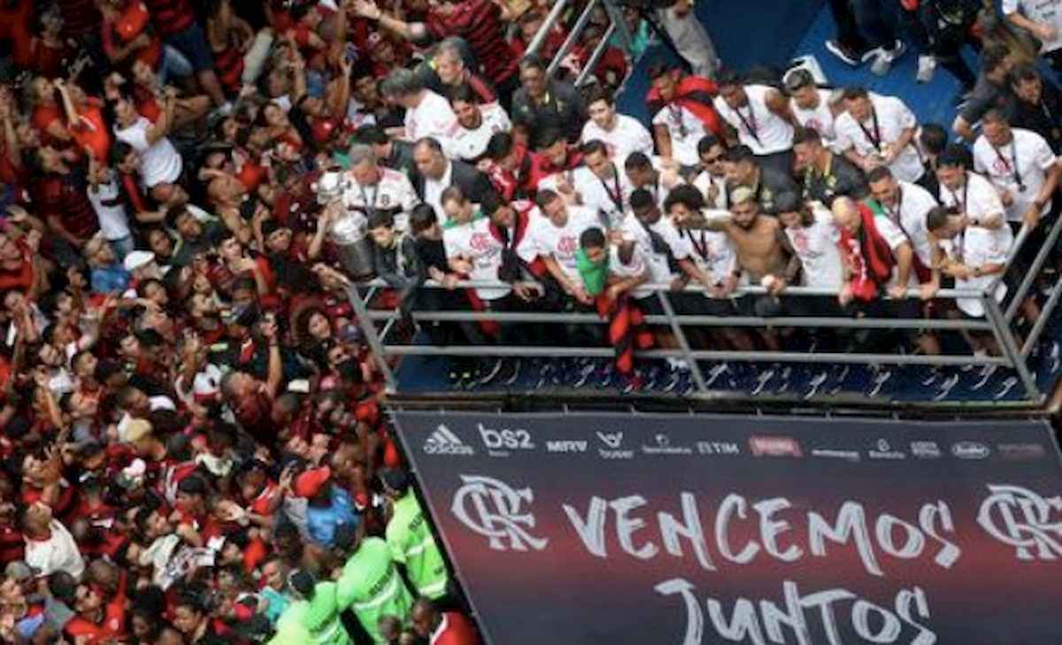 Flamengo, scontri tifosi polizia a Rio dopo trionfo Libertadores