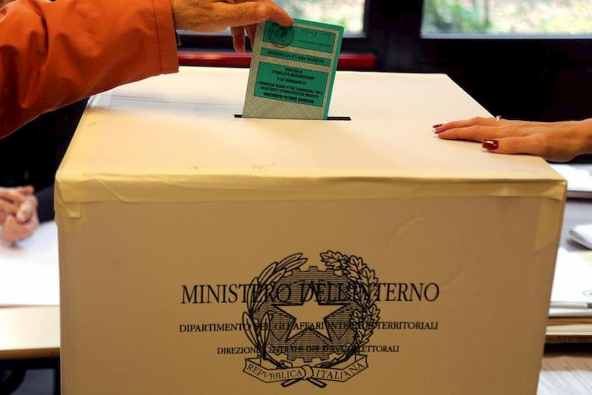 Elezioni regionali, affluenza in aumento: alle 12 in Emilia-Romagna 23,44%, più del doppio del 2014