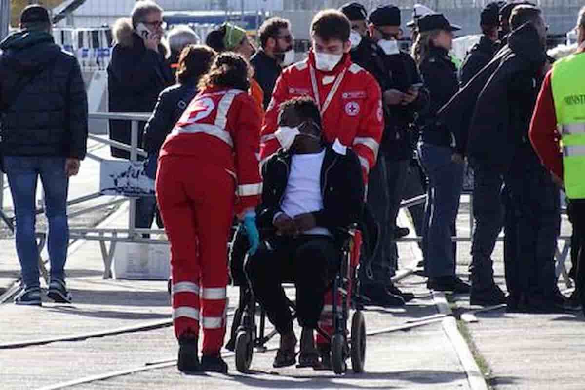 Jesolo, contagi tra migranti ospiti sede Croce Rossa