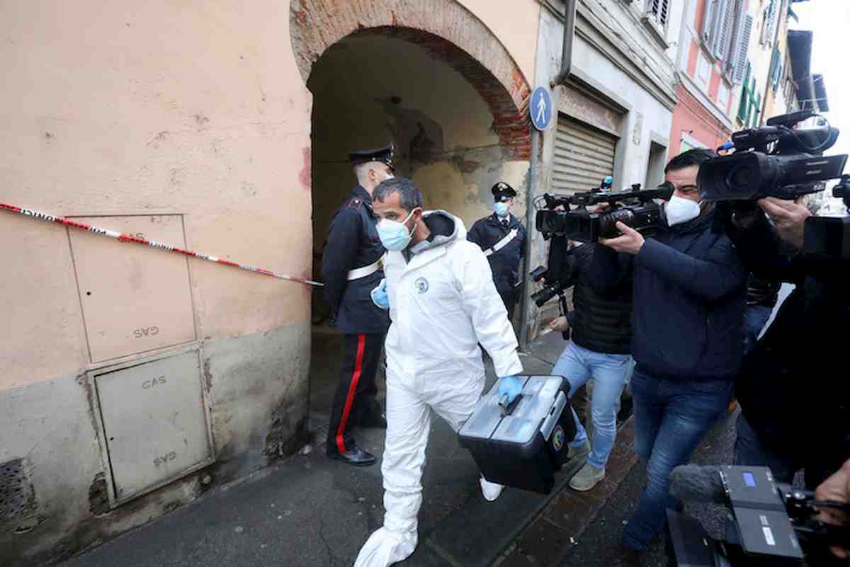 Figline Valdarno, mistero svelato: la madre morta di cancro, i figli si sono uccisi con farmaci e coltellate