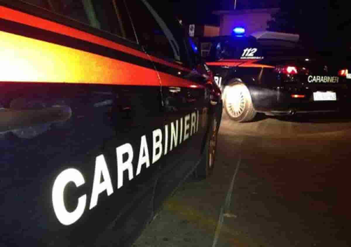 Palermo, sparatoria nel quartiere Zen: feriti padre e figlio. Nel conflitto a fuoco ferito anche un 35enne