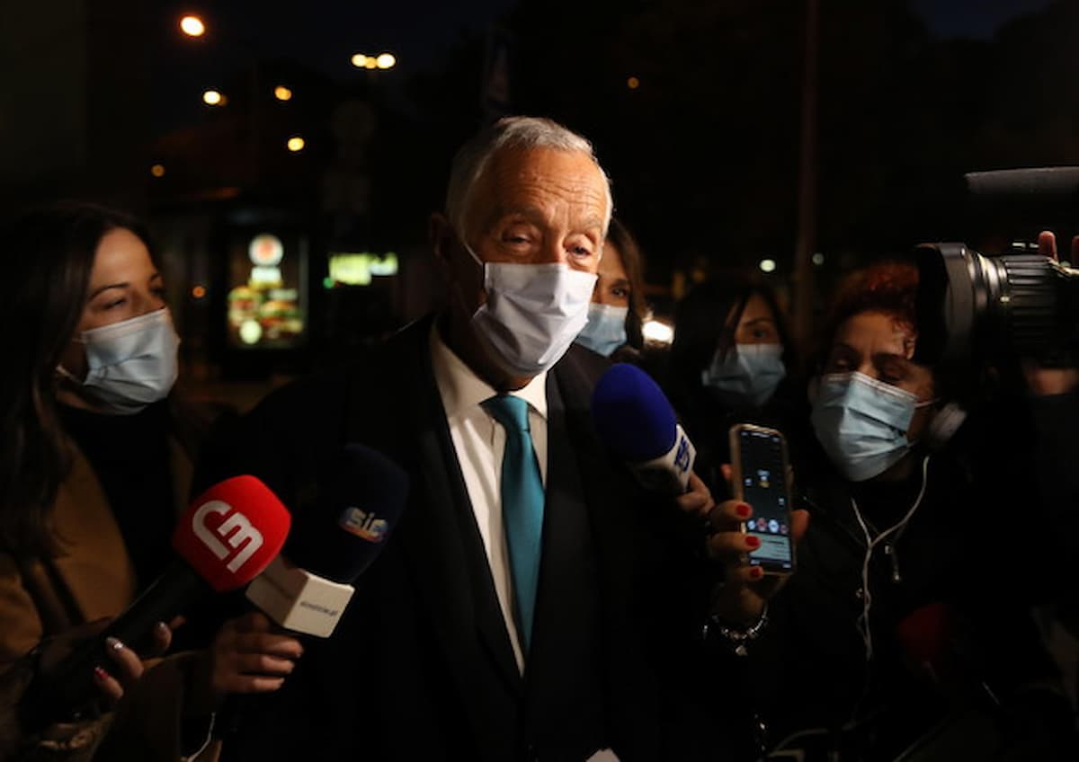 Portogallo (nella foto il presidente Marcelo Rebelo de Sousa) lezione all'Italia, covid sotto controllo, nasce la Silicon Valley europea.