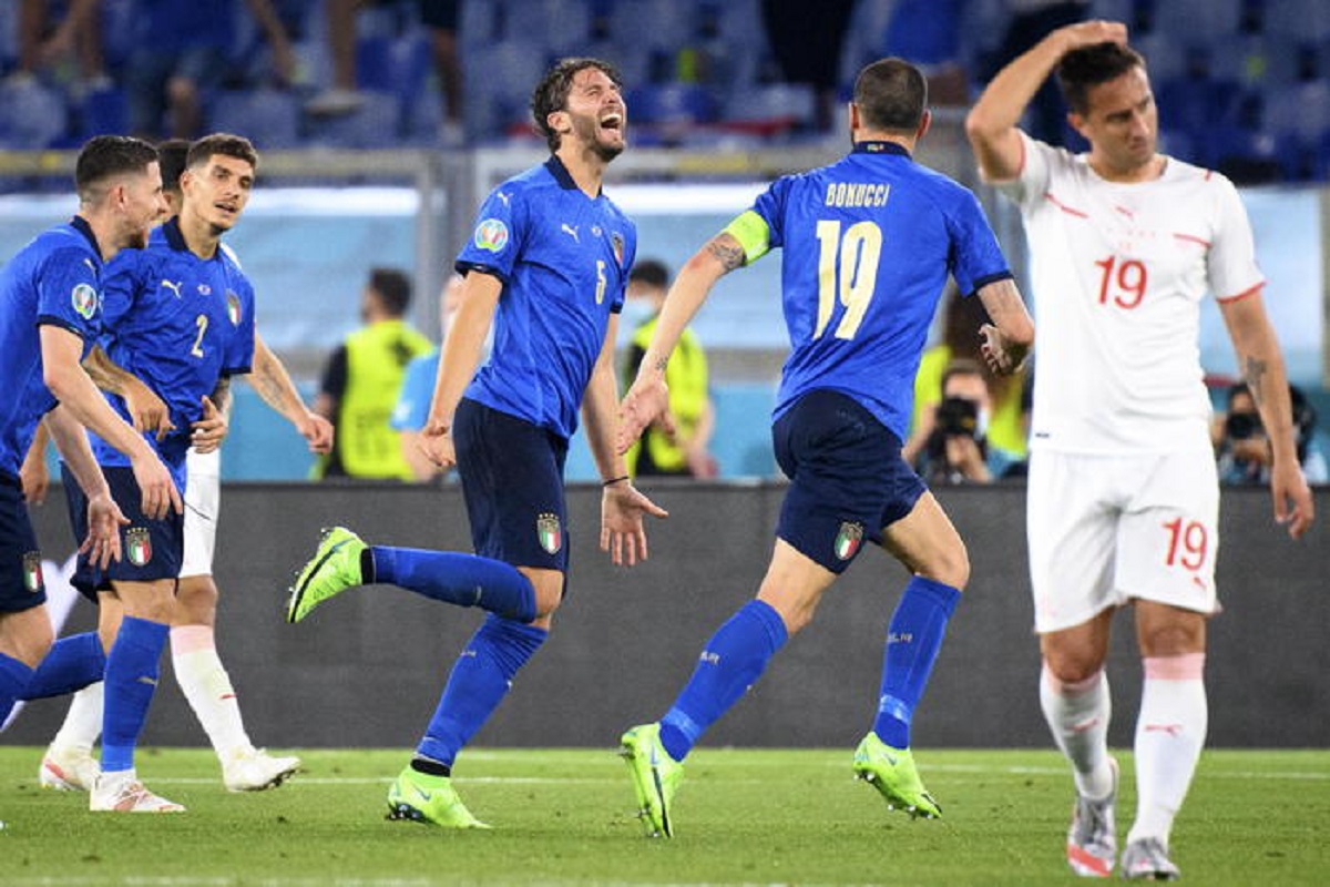 Italia agli ottavi (3-0 alla Svizzera), le pagelle: Locatelli il migliore con 2 gol, Mancini non sbaglia nulla