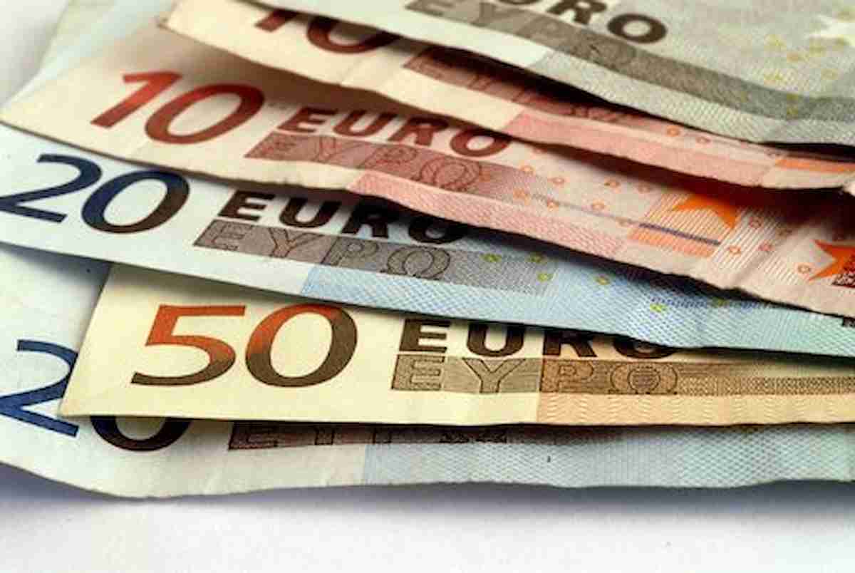 Bonus Natale 2021, Fino A 1400 Euro A Famiglia: A Chi Spetta E Come ...