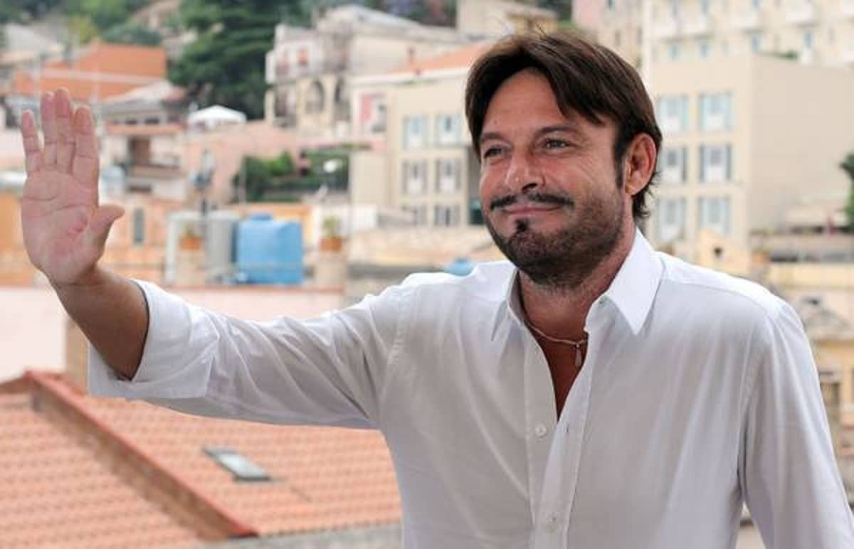 Totò Schillaci chi è: moglie Barbara Lombardo, figli, Rita Bonaccorso, vita privata, età, vero nome, peso, altezza e carriera dell'ex calciatore