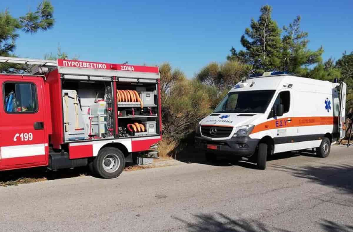 Grecia, si fa un selfie davanti all'elicottero: 22enne muore decapitato dalle pale