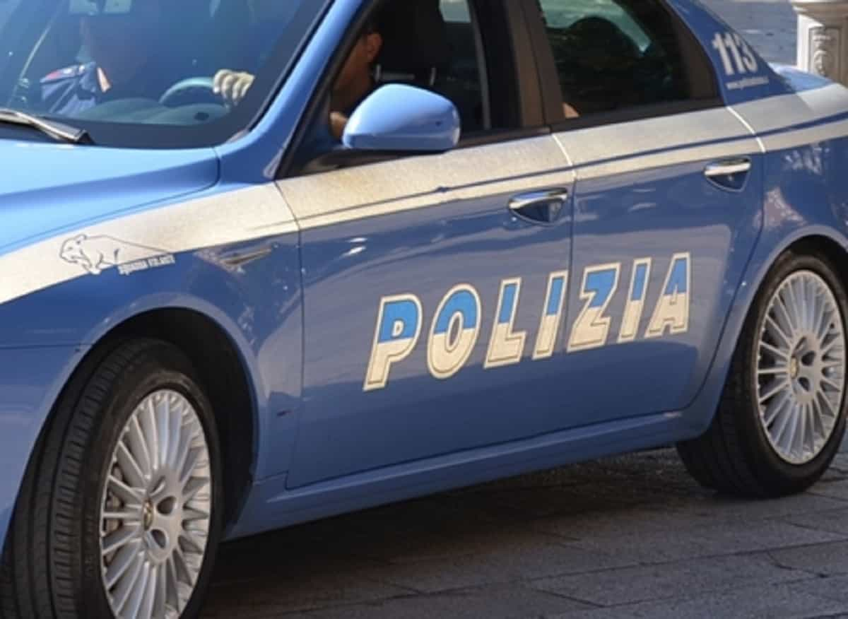 Arezzo, dà fuoco alla compagna dopo una lite: arrestato 38enne cubano