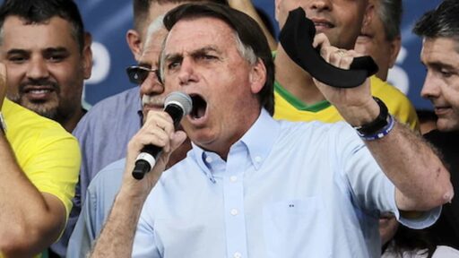 Bolsonaro, ultras incriminati col Dna dei bisogni fatti in Parlamento, lui rifugiato in Florida, sarà espulso? sarà processato? dimesso dall'ospedale