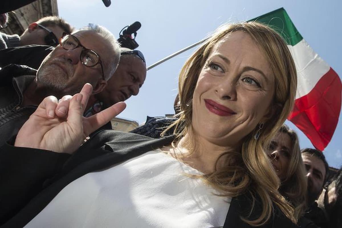 Giorgia Meloni remember Renzi, nei sondaggi si sale e si scende se agli italiani non dai quello che promesso hai